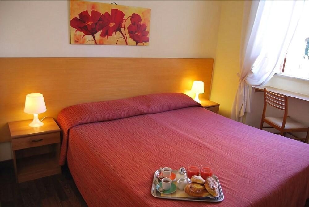 Lodi Hotel Roma